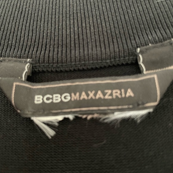 BCBG white/black stripped dress - Picture 2 of 2